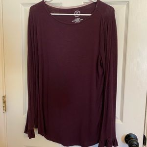 Maurice’s 24/7 long sleeve top